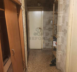 2-к квартира, вторичка, 50м2, 1/9 этаж