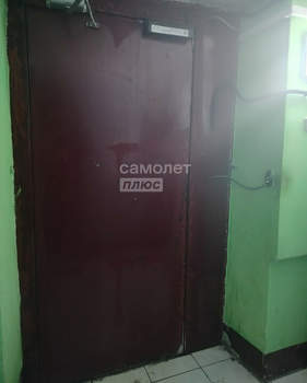 2-к квартира, вторичка, 42м2, 1/5 этаж