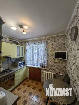 3-к квартира, вторичка, 57м2, 3/3 этаж