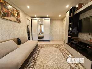 2-к квартира, вторичка, 43м2, 1/4 этаж