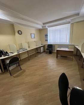 2-к квартира, вторичка, 44м2, 1/4 этаж