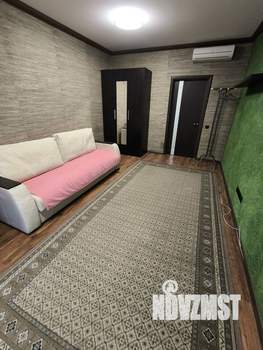 2-к квартира, вторичка, 62м2, 7/17 этаж