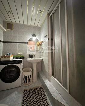 2-к квартира, вторичка, 47м2, 1/5 этаж