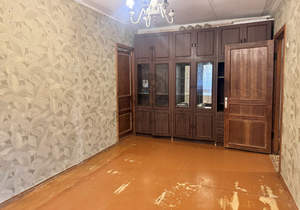 2-к квартира, вторичка, 43м2, 1/5 этаж