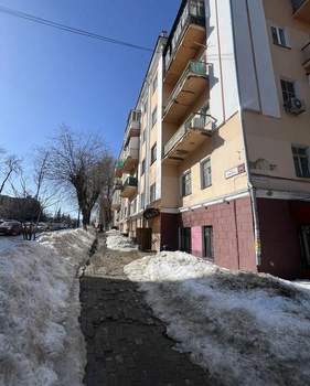 2-к квартира, вторичка, 44м2, 1/4 этаж