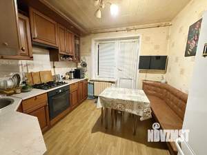 2-к квартира, вторичка, 54м2, 1/5 этаж