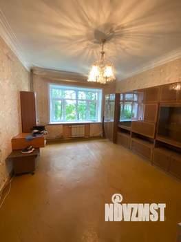 3-к квартира, вторичка, 80м2, 2/4 этаж