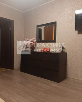 3-к квартира, вторичка, 70м2, 9/9 этаж