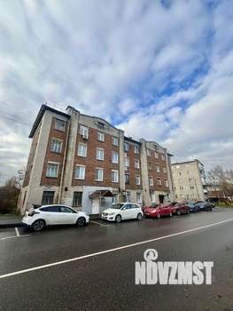 3-к квартира, вторичка, 52м2, 1/4 этаж