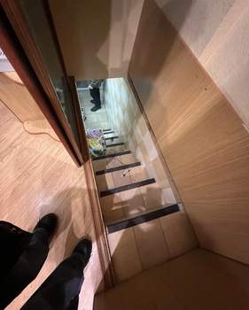 2-к квартира, вторичка, 44м2, 1/4 этаж