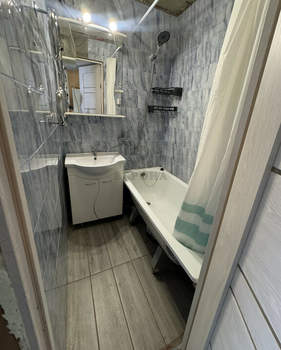 2-к квартира, вторичка, 45м2, 9/9 этаж